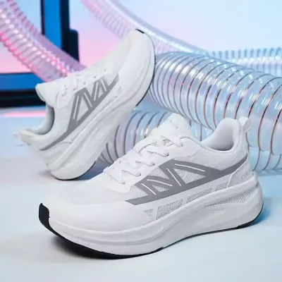  BREATHABLE TRAINING SNEAKERS